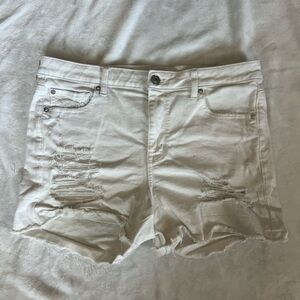 American Eagle Shorts White ripped denim shorts